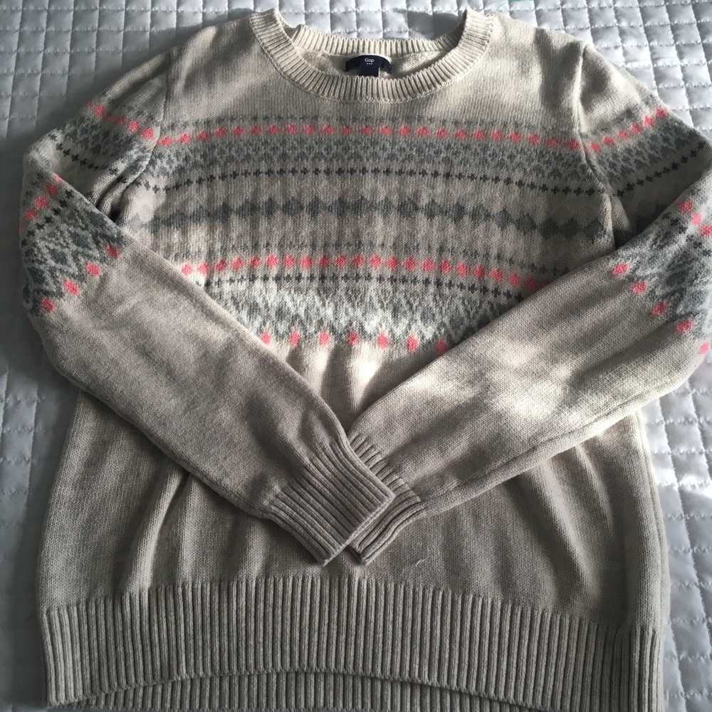Women’s Gap Sweater